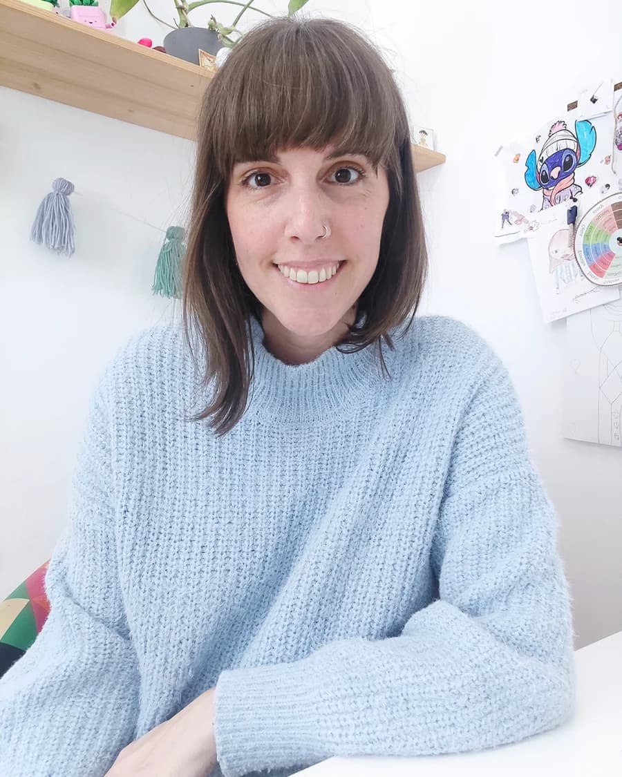 Retrato de Laura Aguilera, psicóloga infantil en su consulta de Sant Andreu, Barcelona